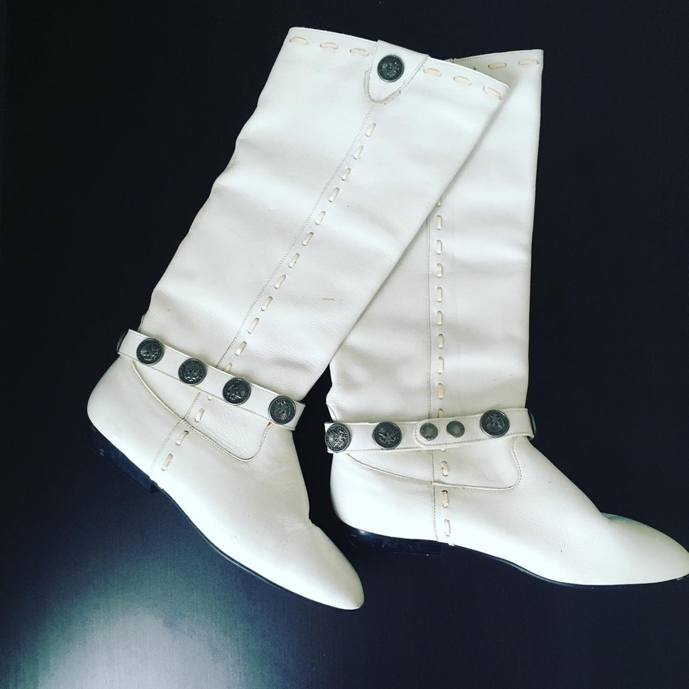 White Vintage Cowboy Boots